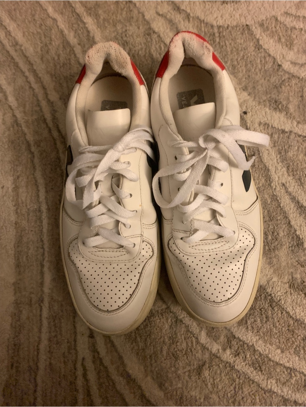 Veja V-10 Leather Sneakers Shoes Womens 7 White Red